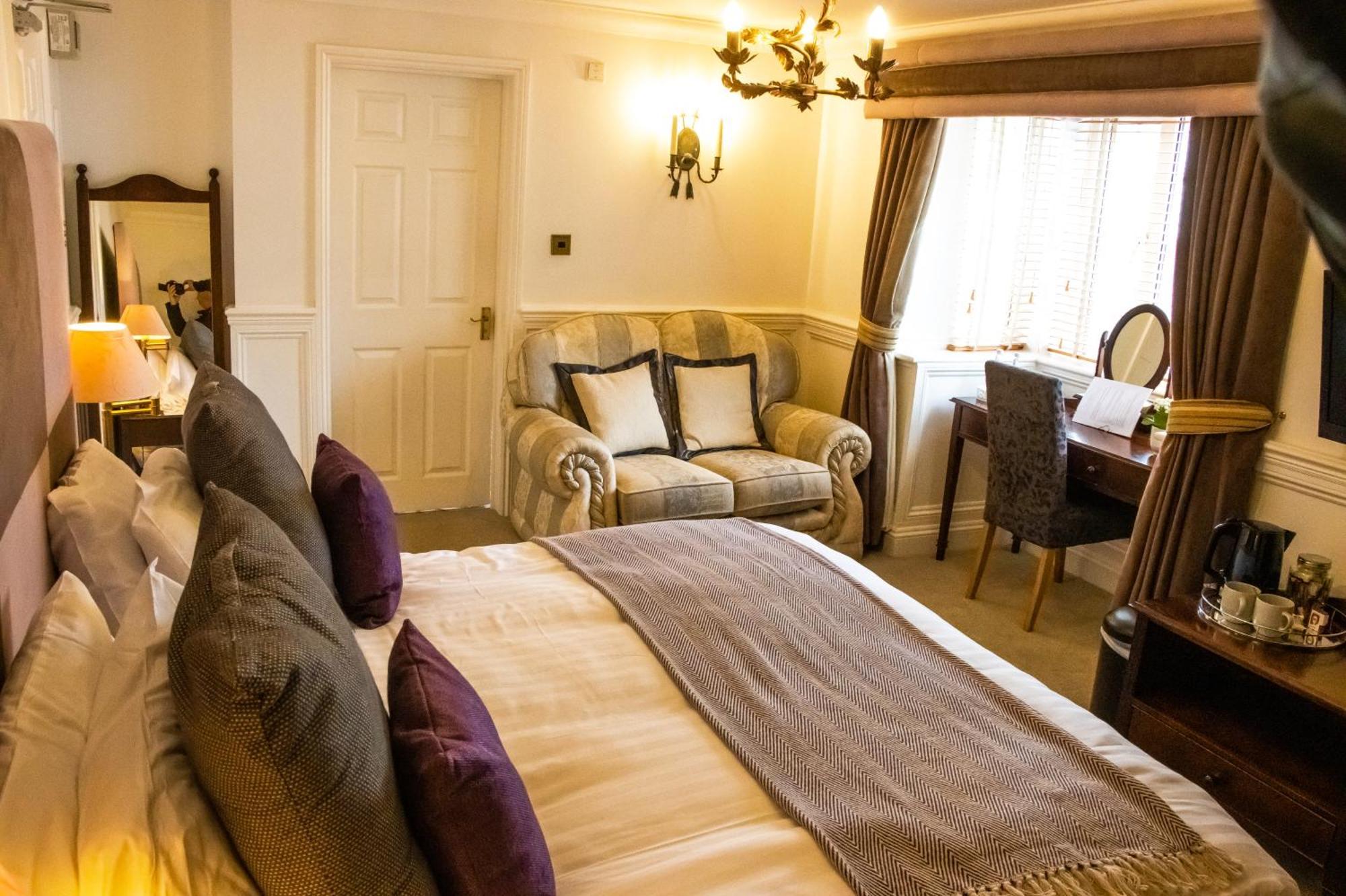 Hotel The Lord Bute Highcliffe Exterior foto